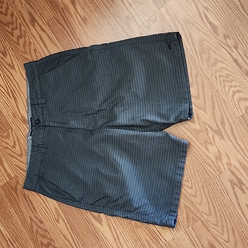 O'Neil shorts size 34